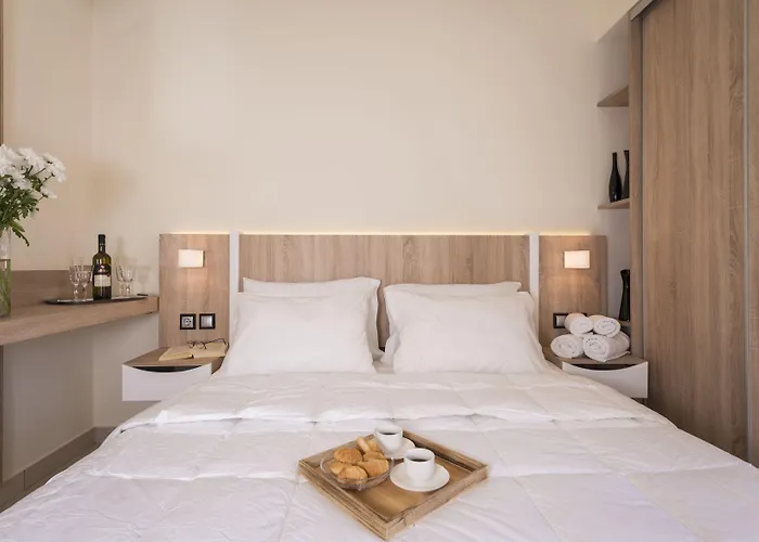 Sea & * Chania (Crete)