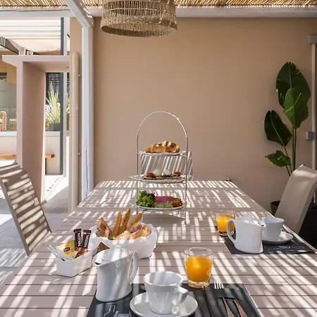 Sea & Апартаменти Ханья (Крит)